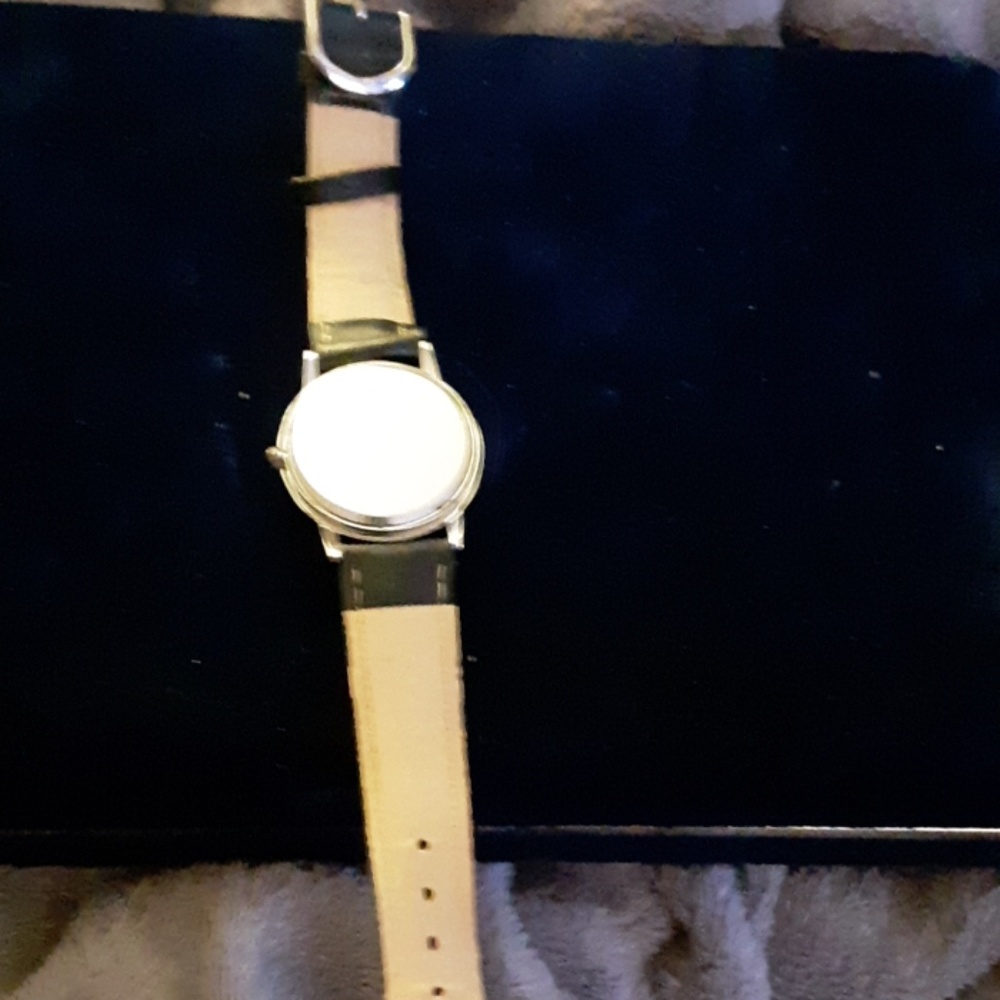 Watch - Picture 2 of 2